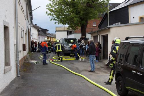 2,7928526a885eaedbfc3660ce314984438