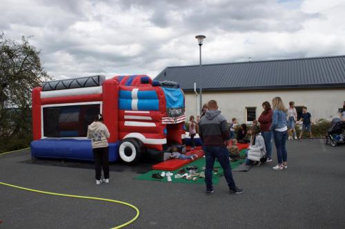 8235cee0589552f70612192f7ecae01c